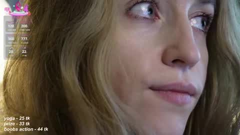 Snapshot of softdreamer_ chatting on 11-30-25, 05:39 softdreamer_ online show from 11-30-25, 05:39