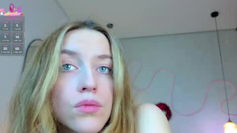 Snapshot of softdreamer_ chatting on 12-21-25, 02:13 softdreamer_ online show from 12-21-25, 02:13