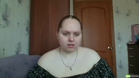 Snapshot of softhypnose chatting on 05-19-26, 06:09 softhypnose online show from 05-19-26, 06:09