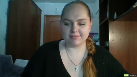 Snapshot of softhypnose chatting on 05-19-26, 06:14 softhypnose online show from 05-19-26, 06:14
