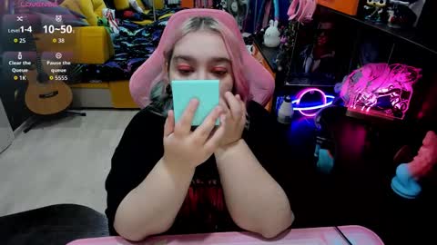 Sofie online show from 09-24-25, 03:43