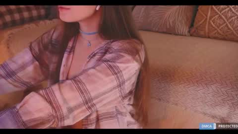 Lisa  online at  .11 from about utc online show from 11-23-25, 08:08