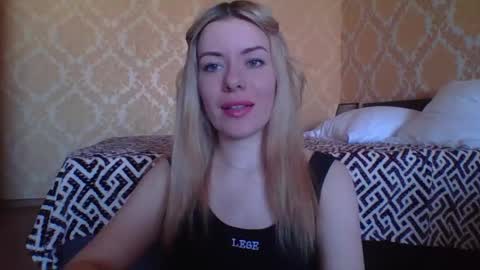 softy_aura online show from 05-05-26, 09:39