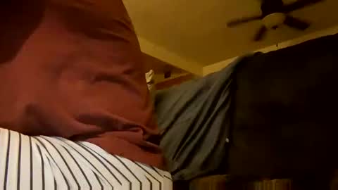 Snapshot of soharddr chatting on 11-23-25, 10:59 soharddr online show from 11-23-25, 10:59