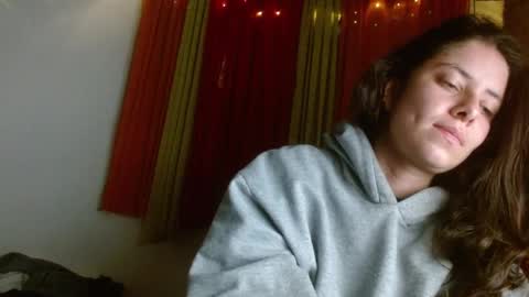 Sofia online show from 02-10-25, 01:57