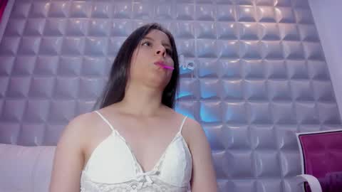 SOL  ANGEL online show from 01-10-26, 03:03