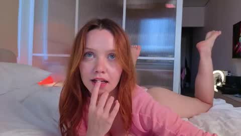 Snapshot of solar_psyche chatting on 02-28-26, 12:17 Andrea online show from 02-28-26, 12:17