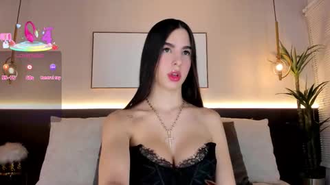 Sol Avelar online show from 10-20-25, 03:29