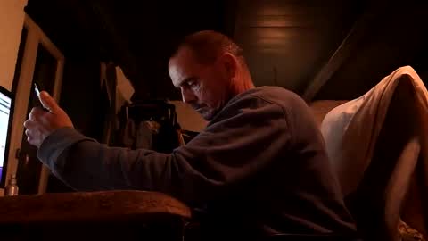 Alex Dixon online show from 09-11-25, 08:42