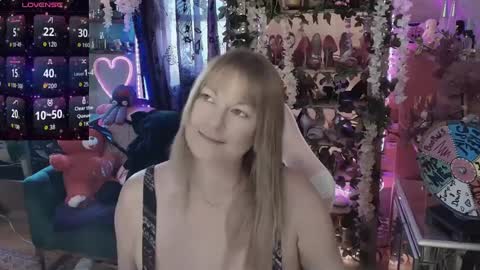 solesticia online show from 09-15-25, 06:19