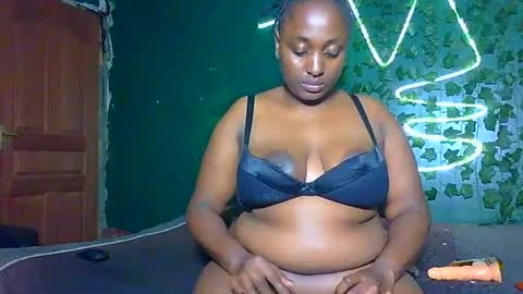 Solly bunny online show from 07-28-26, 04:05