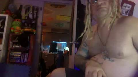 Snapshot of solman23 chatting on 04-08-26, 07:52 solman23 online show from 04-08-26, 07:52