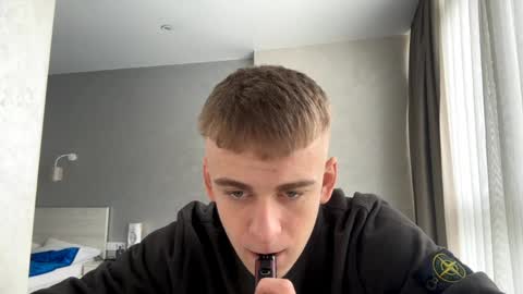 Jett online show from 04-10-26, 09:03