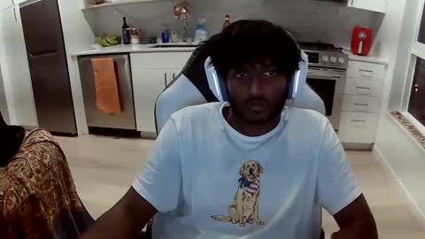 solo online show from 01-05-25, 12:31