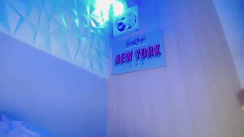 Snapshot of sombra_18 chatting on 07-26-26, 11:00 ESTEBAN online show from 07-26-26, 11:00