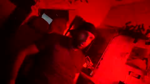 Snapshot of son_e_blacc chatting on 07-20-26, 05:44 Soni online show from 07-20-26, 05:44