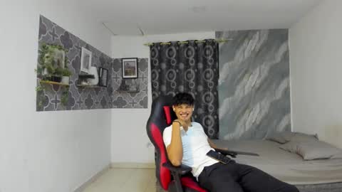 son_hades online show from 03-09-26, 03:43