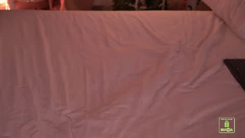 Snapshot of sonalegend_ chatting on 01-12-25, 02:56 My name isSonya  online show from 01-12-25, 02:56