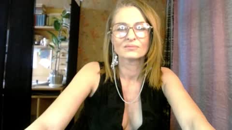 Sonia online show from 03-20-26, 02:44