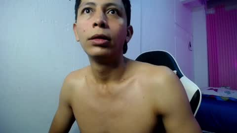 sonic_jess07 online show from 04-22-26, 11:12