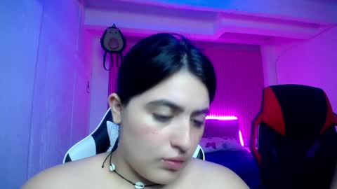 sonic_jess07 online show from 04-26-26, 01:58