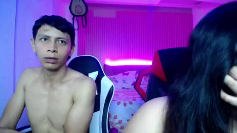 sonic_jess07 online show from 04-28-26, 08:19