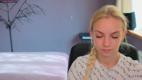 Sonya online show from 05-26-26, 05:36