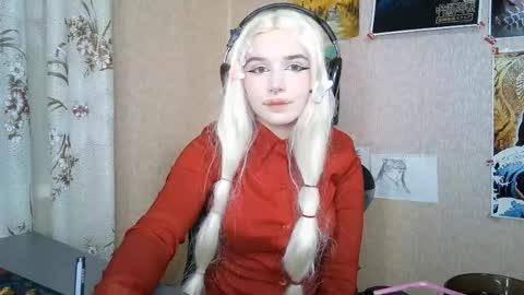 Mila online show from 04-23-26, 05:15