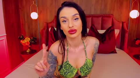 sonyaparker online show from 04-25-26, 03:42