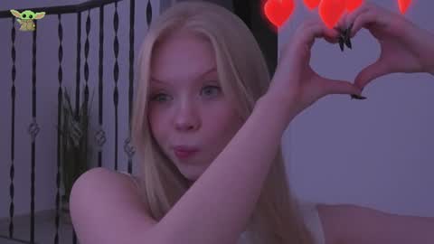 Sonya  Instagram   Twitter sonyaplushgirl  OnlyFans sonyaplush online show from 12-21-24, 08:00