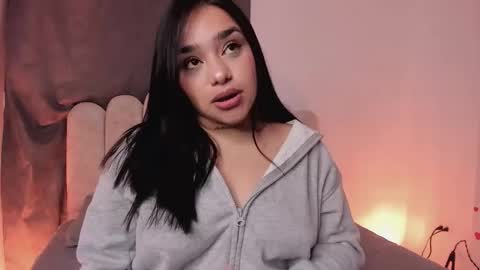 Snapshot of soofii_james chatting on 10-01-25, 11:05 sofi online show from 10-01-25, 11:05