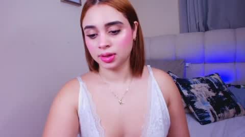 Snapshot of soph1a_roy chatting on 06-07-26, 03:27 Sophia Roy online show from 06-07-26, 03:27