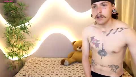sophi_and_dereck online show from 07-01-26, 12:40