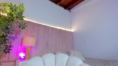 Snapshot of sophi_cooper29 chatting on 07-04-26, 06:36 sophi_cooper29 online show from 07-04-26, 06:36