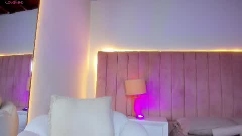 Snapshot of sophi_cooper29 chatting on 07-22-26, 09:50 sophi_cooper29 online show from 07-22-26, 09:50