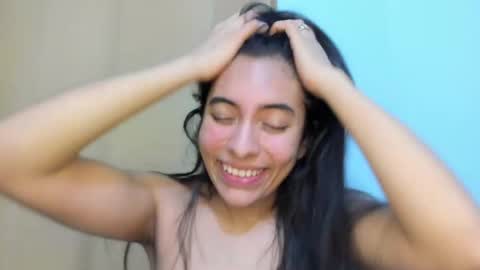 sophia_118 online show from 05-18-26, 05:52