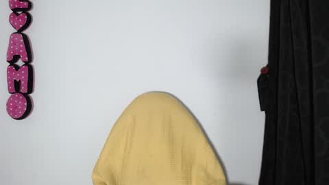Snapshot of sophia_666_ chatting on 05-03-26, 01:00 Sophia online show from 05-03-26, 01:00