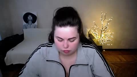 Snapshot of sophia__olsen chatting on 05-29-26, 06:00 sophia__olsen online show from 05-29-26, 06:00