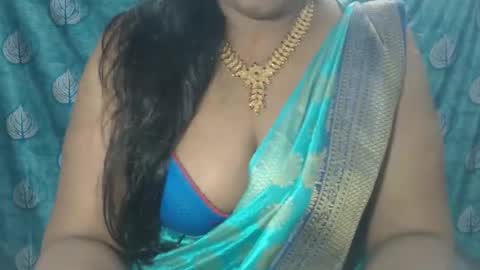 Snapshot of sophia_indian chatting on 11-22-25, 05:06 Sophia Tamil online show from 11-22-25, 05:06