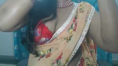 Snapshot of sophia_indian chatting on 05-16-26, 05:04 Sophia Tamil online show from 05-16-26, 05:04