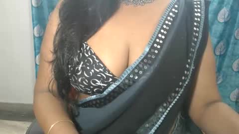 Snapshot of sophia_indian chatting on 06-09-26, 06:14 Sophia Tamil online show from 06-09-26, 06:14