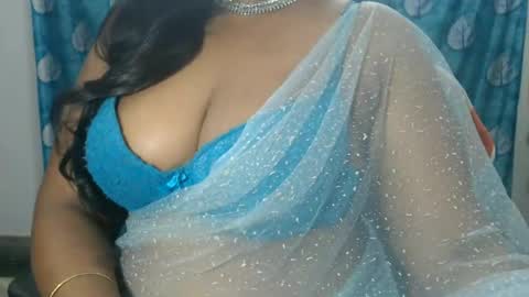Snapshot of sophia_indian chatting on 06-14-26, 06:48 Sophia Tamil online show from 06-14-26, 06:48