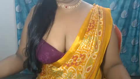 Snapshot of sophia_indian chatting on 07-07-26, 05:21 Sophia Tamil online show from 07-07-26, 05:21