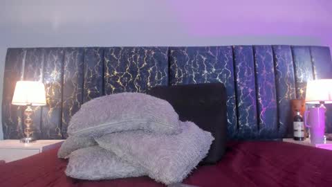 Sofia  online show from 12-05-25, 01:52