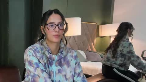 Snapshot of sophia_loreenn chatting on 02-03-26, 12:21 Sofia online show from 02-03-26, 12:21