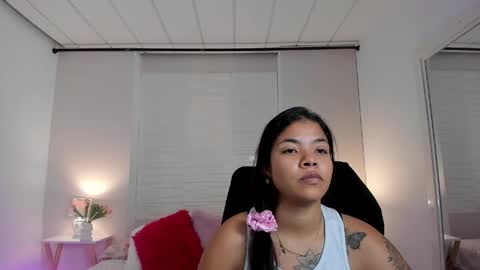  S O P H I A  online show from 04-08-26, 12:05