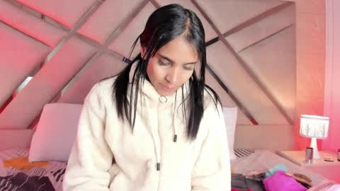 Sophia Paris online show from 04-09-26, 02:33