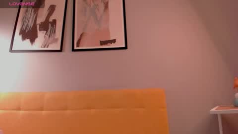 Snapshot of sophiaa_sensual chatting on 01-17-26, 02:05 Sophia online show from 01-17-26, 02:05