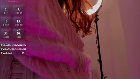 Snapshot of sophiaa_sensual chatting on 06-11-26, 02:53 Sophia online show from 06-11-26, 02:53