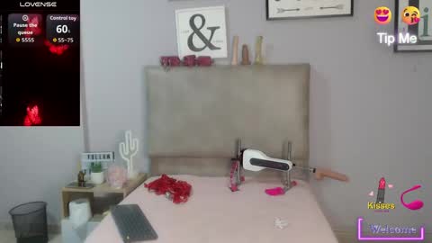 Sophia Bedford online show from 04-24-26, 03:14